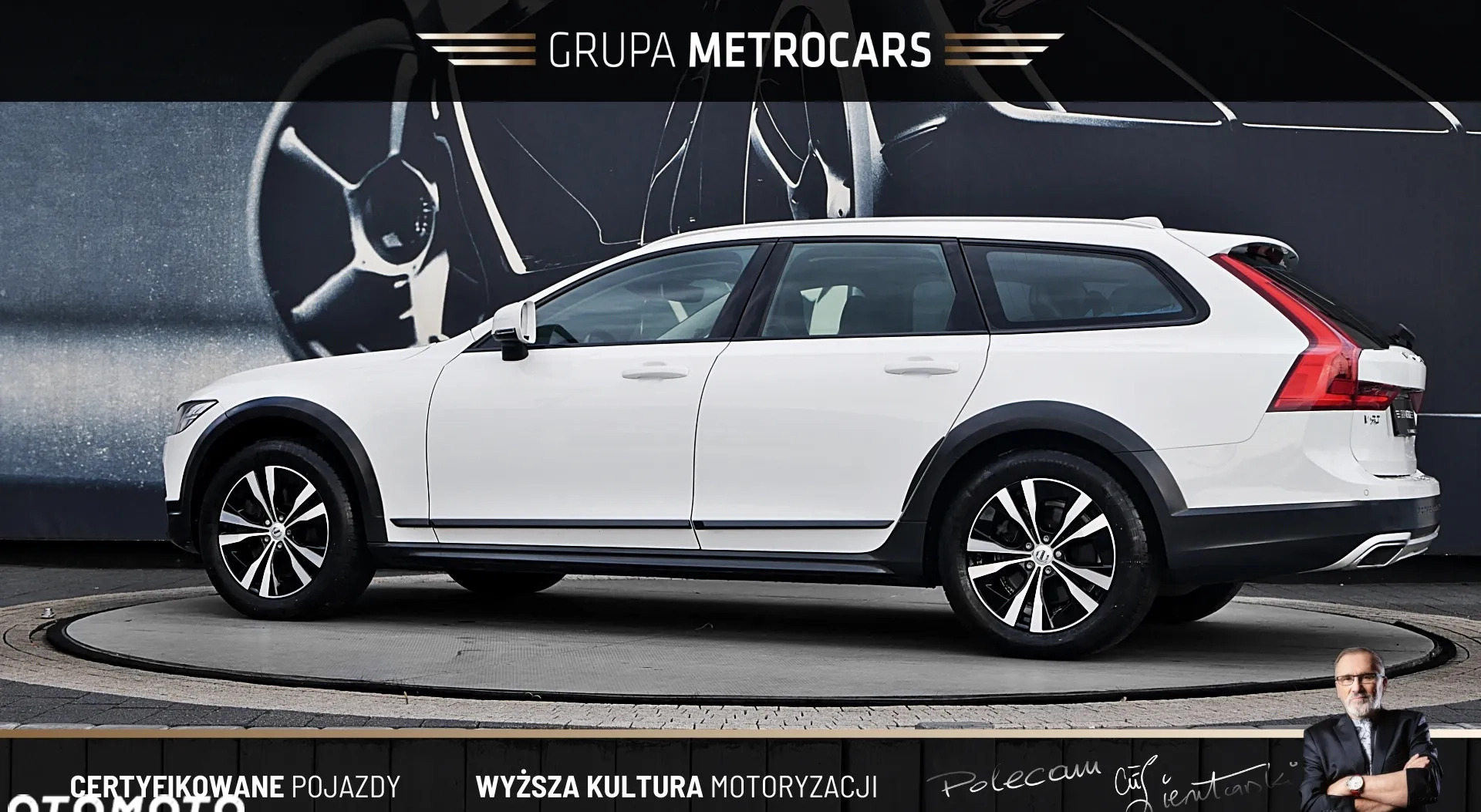 Volvo V90 Cross Country cena 135899 przebieg: 99547, rok produkcji 2019 z Nowy Dwór Gdański małe 631